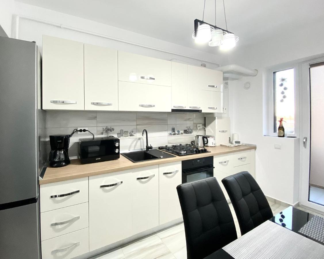 Moonrise Apartment Braşov Esterno foto