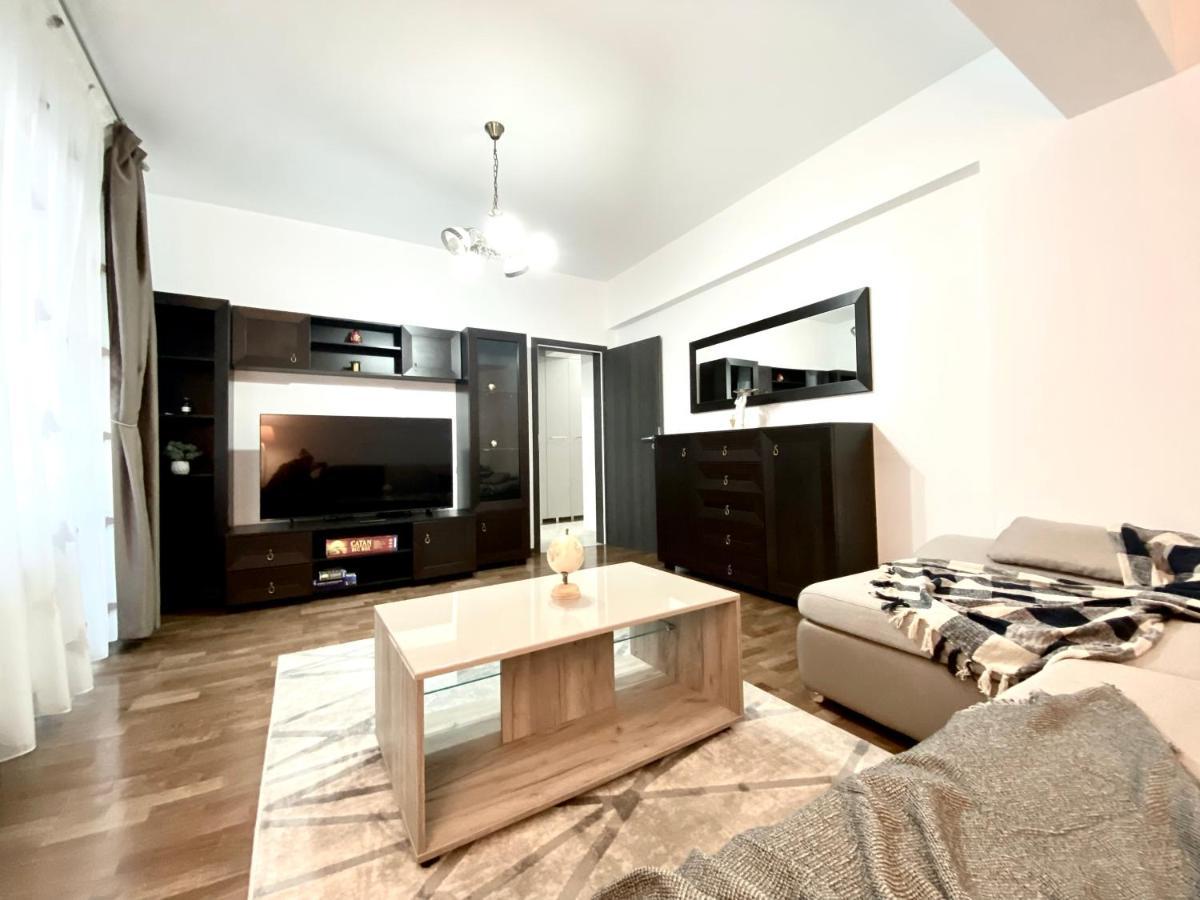 Moonrise Apartment Braşov Esterno foto