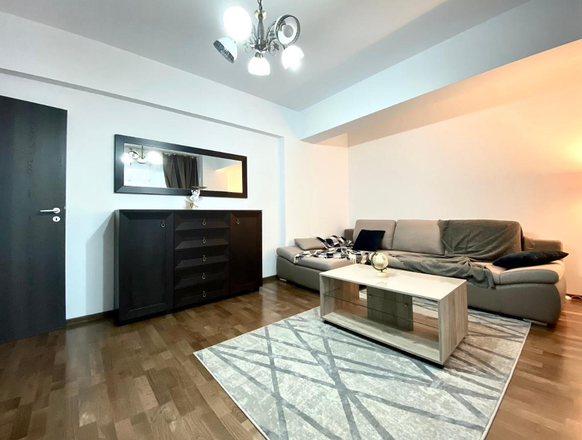 Moonrise Apartment Braşov Esterno foto